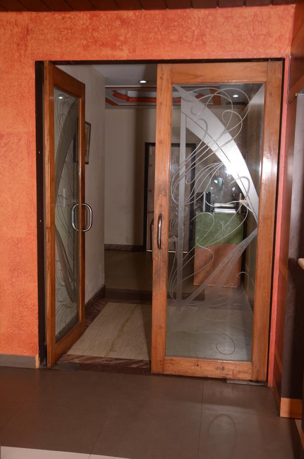 Hotel Tashila Manāli Esterno foto