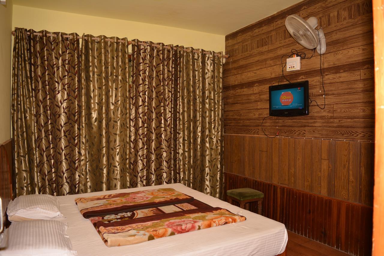 Hotel Tashila Manāli Esterno foto