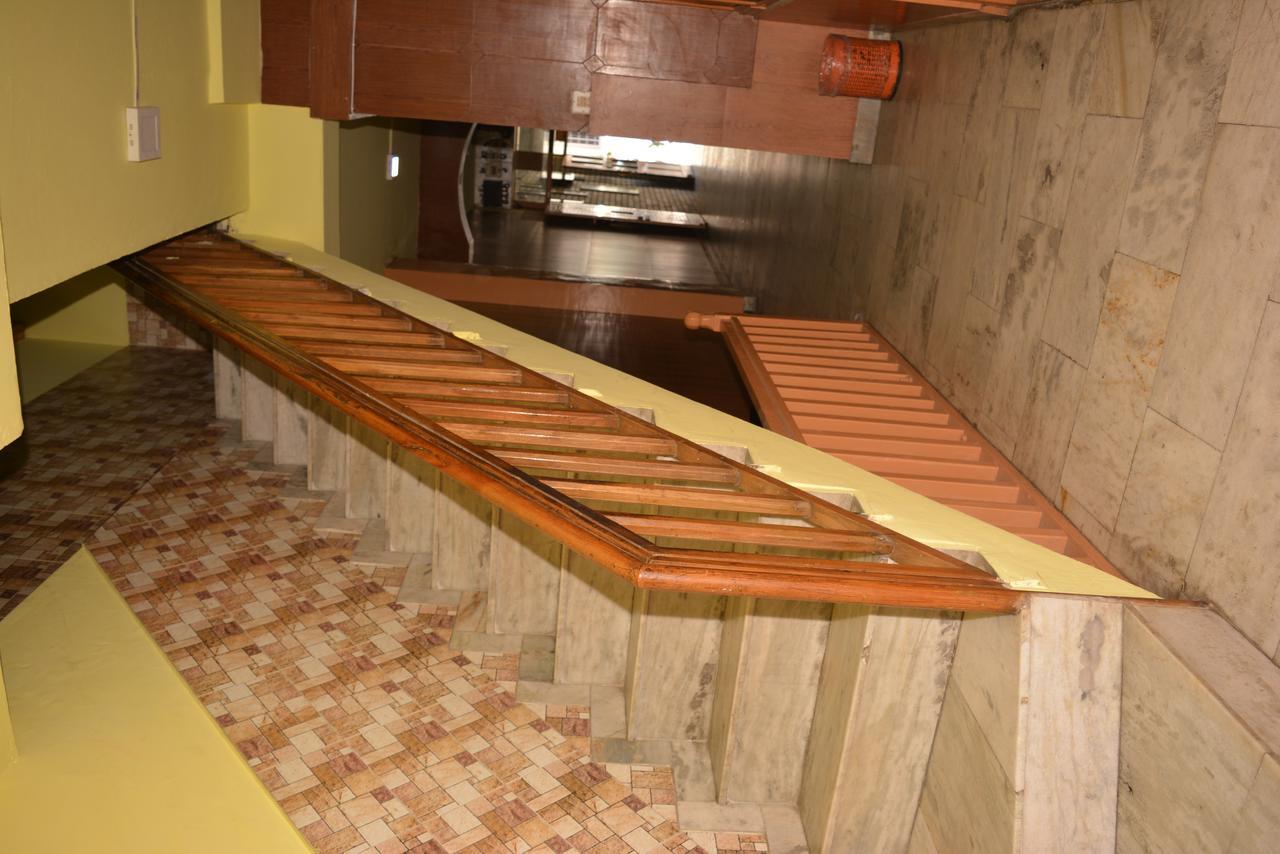 Hotel Tashila Manāli Esterno foto