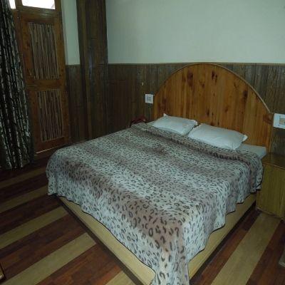 Hotel Tashila Manāli Esterno foto