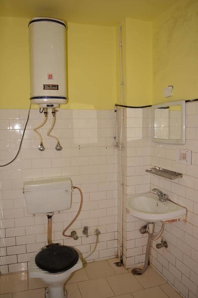 Hotel Tashila Manāli Esterno foto